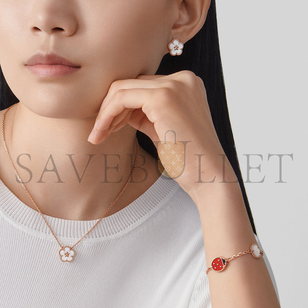 V*N CL*F arpels lucky spring earrings, plum blossom vcarp7ru00